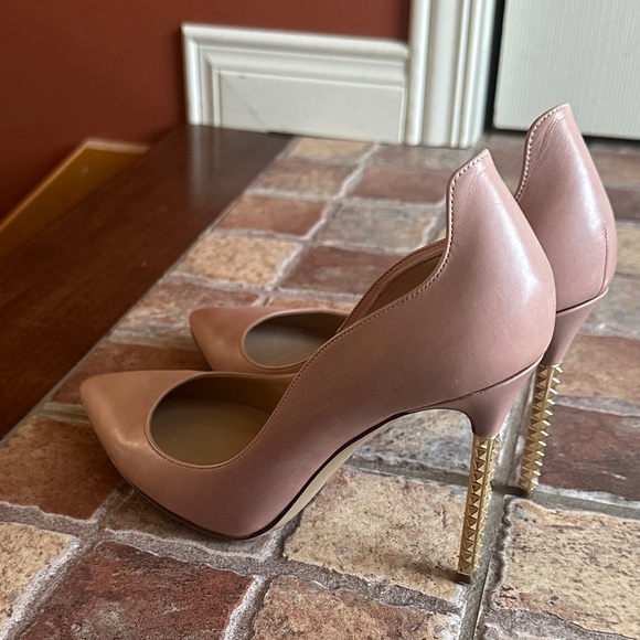Valentino Garavani Extreme Heel Nappa Pump - Picture 8 of 16